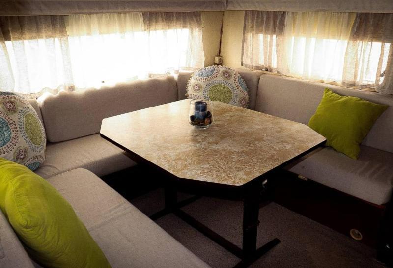 Caravan Fishing Spot Porto Roxa Agios Leon Екстер'єр фото