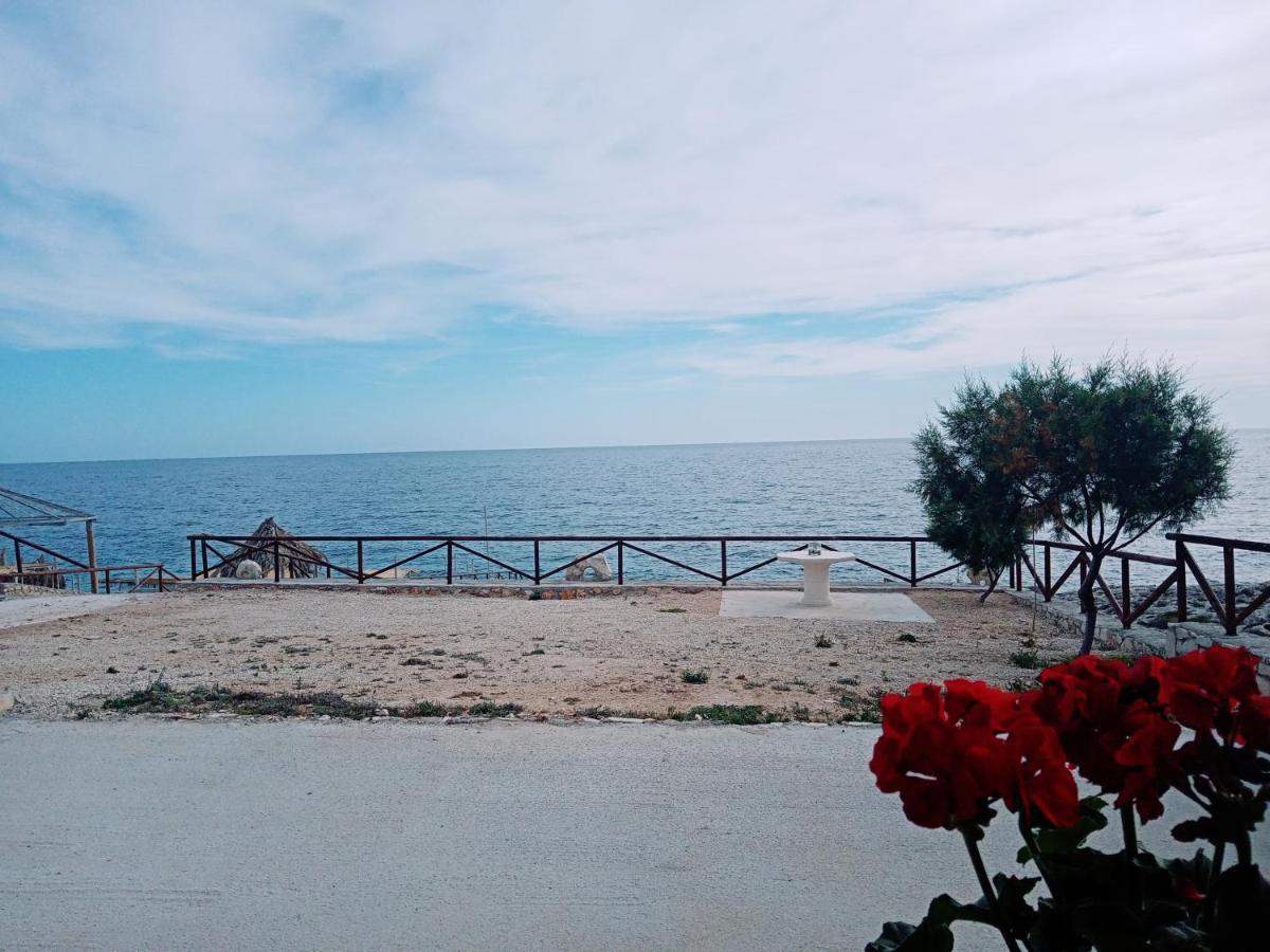 Caravan Fishing Spot Porto Roxa Agios Leon Екстер'єр фото